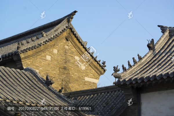 青磚灰瓦,屋檐神獸