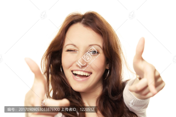 女人笑了