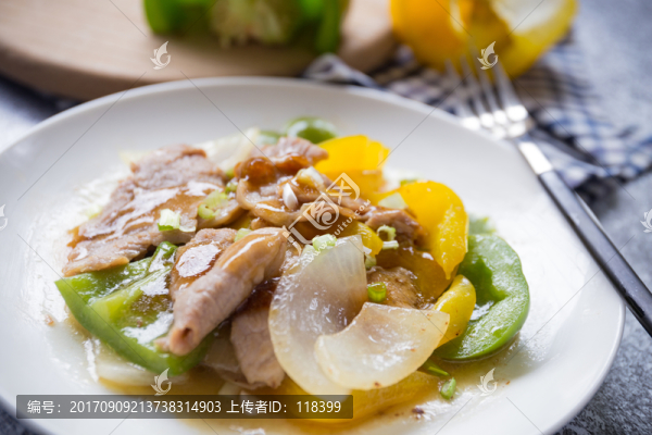 瘦肉炒青椒