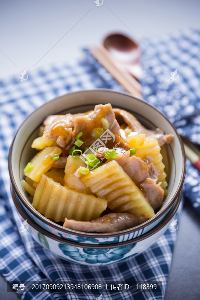 瘦肉炒土豆片