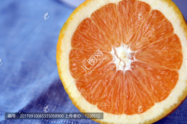 橙色