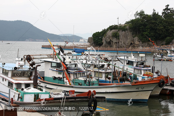 漁船