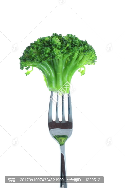 叉子上的花椰菜