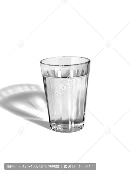 玻璃酒杯