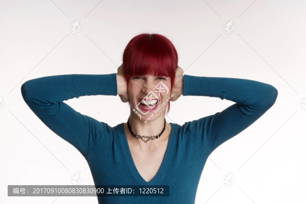 女人尖叫