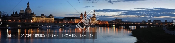 旅游