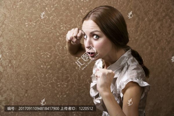 女人