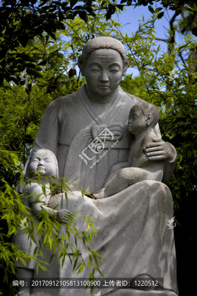母親和孩子們
