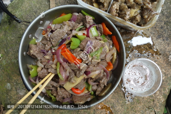 紅椒牛肉