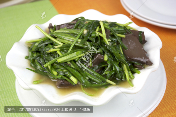 韭菜豬血