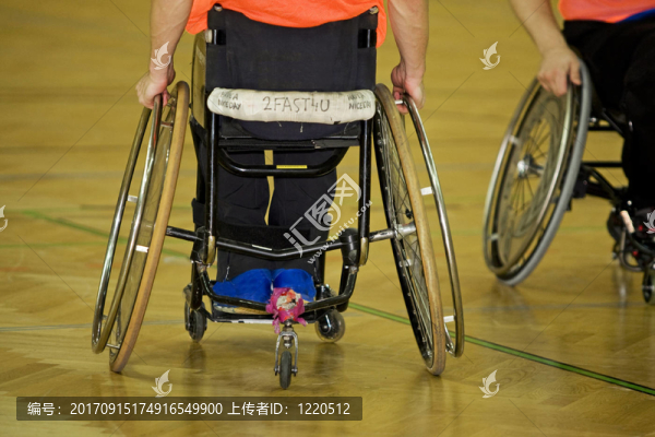 輪椅殘疾人手球運(yùn)動(dòng)