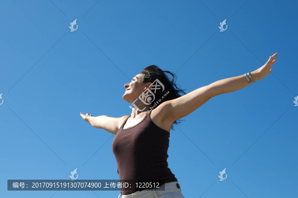 女人