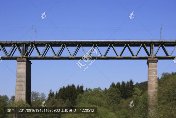 鐵路橋