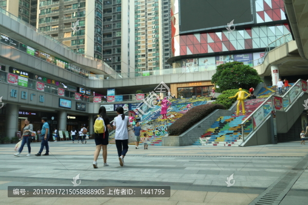 下沉廣場(chǎng)