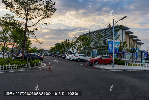 劉公島游船碼頭停車場
