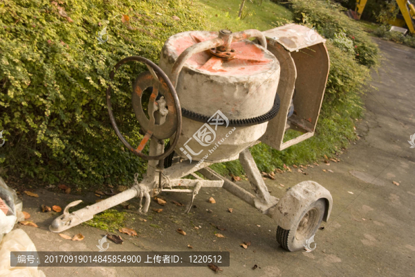 在bautstelle混凝土攪拌機
