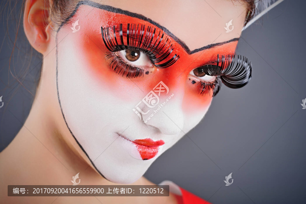 紅白色