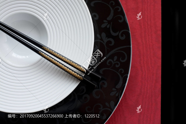 現(xiàn)代的氛圍
