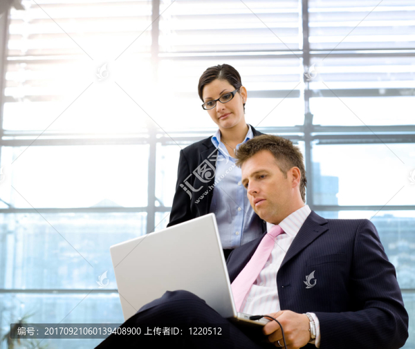 女人