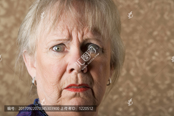 女人