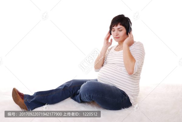 女人笑了