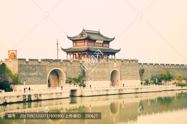 古城