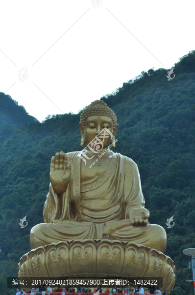 蓮花山佛像