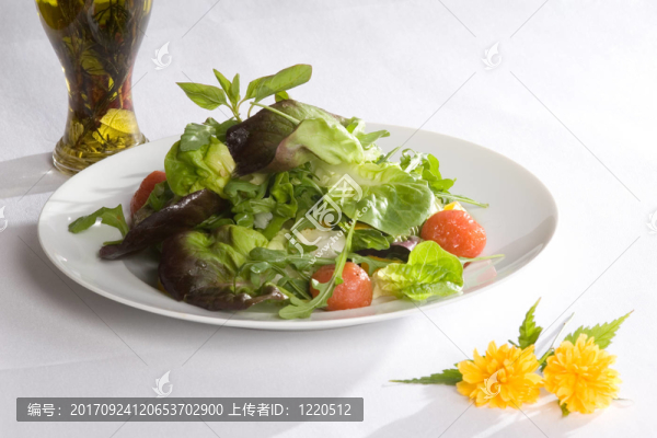 沙拉配花