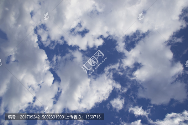藍(lán)天白云素材