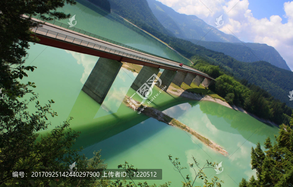 山