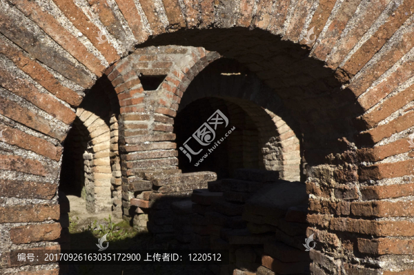 紀(jì)念碑