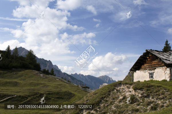 almhüTTE