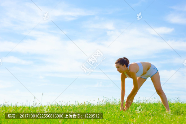 女人