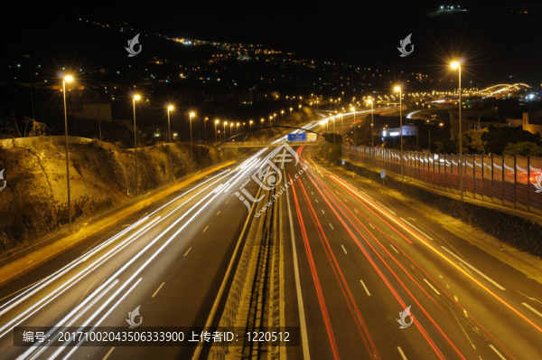 晚上公路