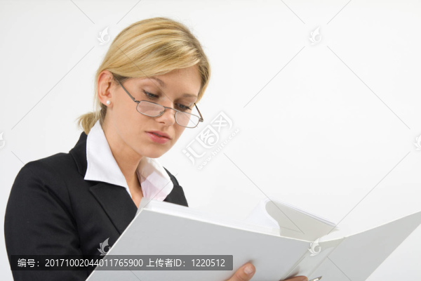 女人