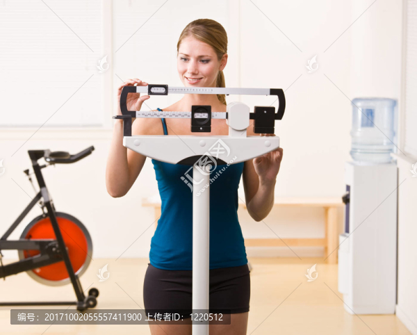 女人