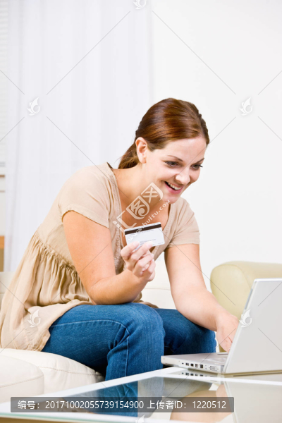 女人