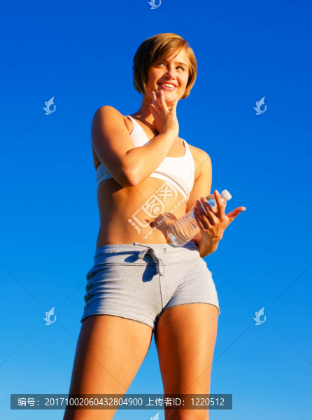 女人