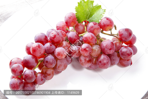 葡萄紅提白底高清