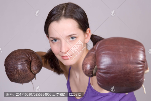 女人