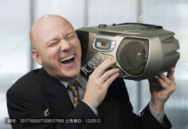 笑