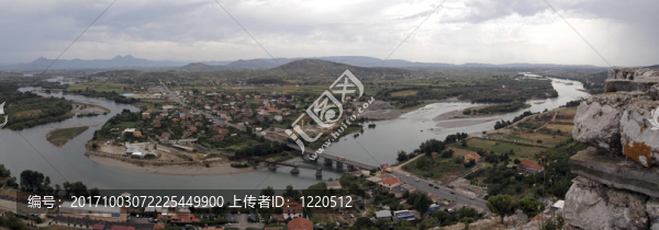 格羅斯?fàn)柕铝? title=
