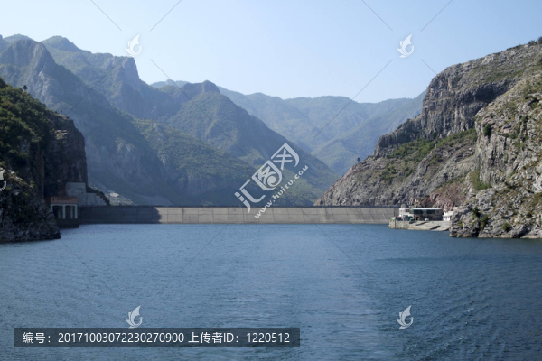 科曼湖大壩