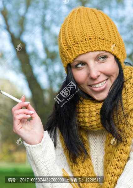 女人與香煙