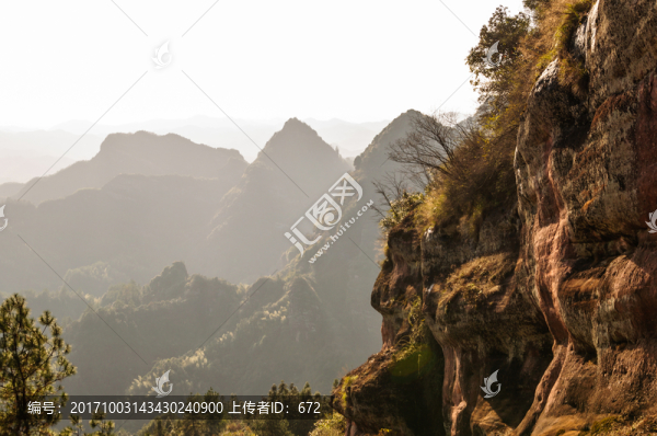 齊云山山景