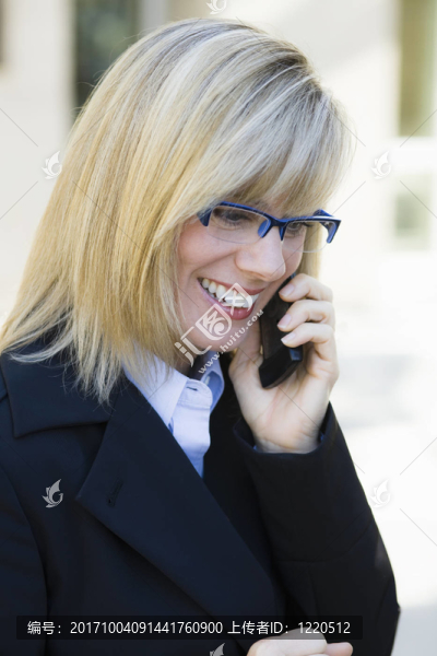 女人