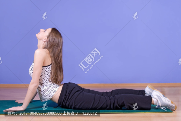 女人