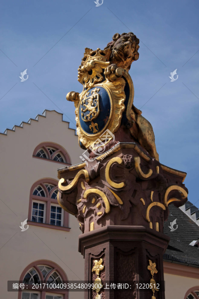 l？wenbrunnen