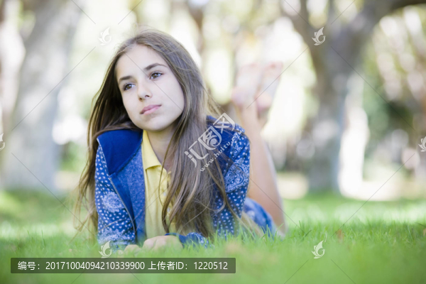 女