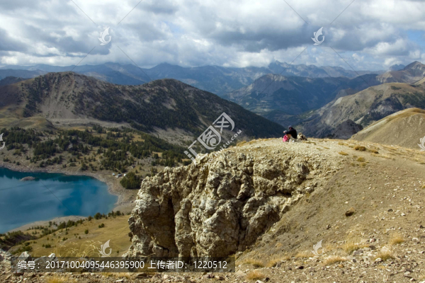 山